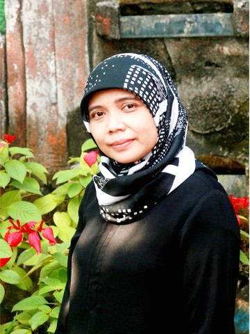 Risna Lesmawati